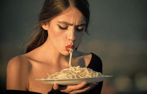 porzione pasta uomo adulto|Quanta pasta deve mangiare un uomo a dieta